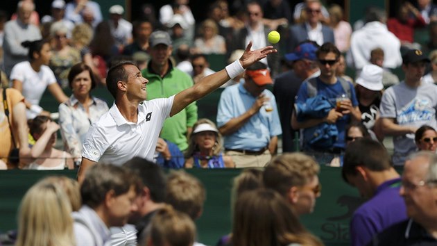 esk tenista Luk Rosol podv v 1. kole Wimbledonu.