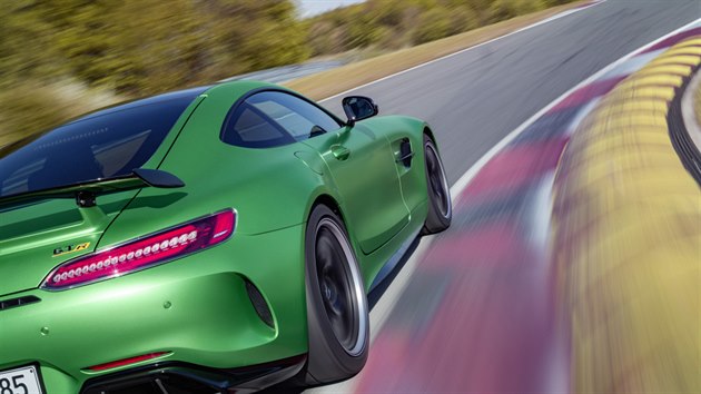 Mercedes-AMG GT R