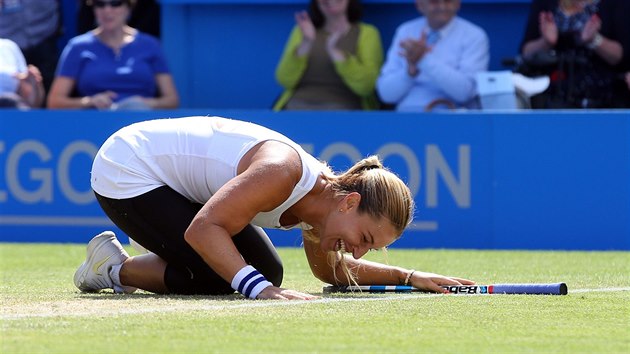 Dominika Cibulkov prv vyhrla tenisov turnaj v Eastbourne, kdy ve finle porazila Karolnu Plkovou.