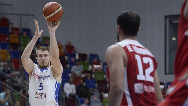 esk basketbalista Patrik Auda stl na tunisk ko.