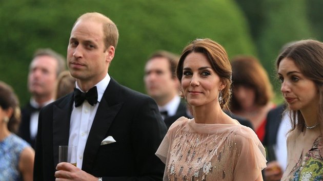 Princ William a jeho manelka Kate na charitativnm galaveeru na podporu hospice v Norfolku (King's Lynn, 22. ervna 2016)