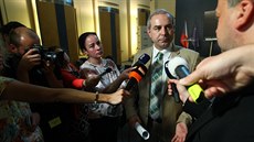 Předseda poslaneckého klubu KDU-ČSL Jiří Mihola na koaliční radě (22. června... Předseda poslaneckého klubu KDU-ČSL Jiří Mihola na koaliční radě (22. června...