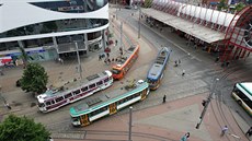Od 7. července do konce srpna zmizí kvůli propadu kolejí tramvaje mezi... Od 7. července do konce srpna zmizí kvůli propadu kolejí tramvaje mezi...