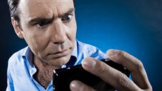 Roaming mimo EU je současná největší telekomunikační zlodějna Roaming mimo EU je současná největší telekomunikační zlodějna