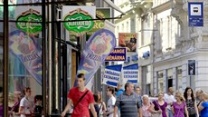 Podobu brněnského centra kazí přebytek křiklavých reklam, říká se jim vizuální... Podobu brněnského centra kazí přebytek křiklavých reklam, říká se jim vizuální...