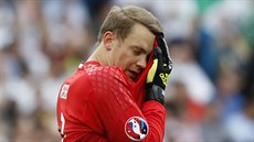 Nmecký gólman Manuel Neuer bhem utkání proti Severnímu Irsku.