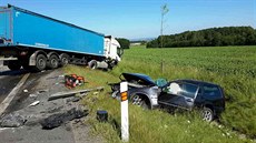Střet osobního a nákladního automobilu na silnici I/35 nepřežili u Gajeru dva... Střet osobního a nákladního automobilu na silnici I/35 nepřežili u Gajeru dva...