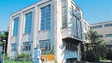 Historicky cenný dům ošetřovatelek a řádových sester v areálu staré... Historicky cenný dům ošetřovatelek a řádových sester v areálu staré...