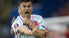 TURECKÁ RADOST. Burak Yilmaz slaví gól do české sítě. TURECKÁ RADOST. Burak Yilmaz slaví gól do české sítě.