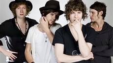 Kapela The Kooks (Hugh Harris zcela vlevo) Kapela The Kooks (Hugh Harris zcela vlevo)