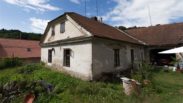 Mln pan Karolny neproel nikdy zsadnj modernizac. 