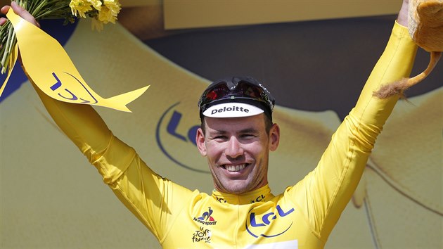 POPRV VE LUTM. Mark Cavendish, vtz vodn etapy Tour de France.