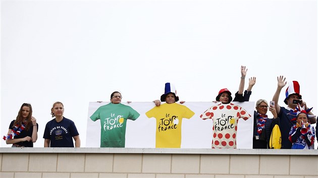 Momentka ze tvrt etapy Tour de France.