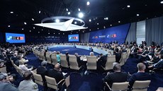 Summit NATO ve Varav