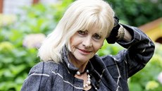 Zpěvačka Helena Blehárová přiznává, že po hitech jako Š-š-š měla nakročeno ke... Zpěvačka Helena Blehárová přiznává, že po hitech jako Š-š-š měla nakročeno ke...