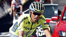 Alberto Contador jet v dresu stáje Tinkoff.