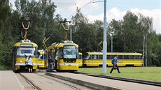 Na travnaté ploše na konečné tramvaje v Plzni na Košutce by mohlo vzniknout... Na travnaté ploše na konečné tramvaje v Plzni na Košutce by mohlo vzniknout...
