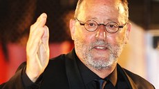 Jean Reno na červeném koberci cestou do velkého sálu hotelu Thermal (4.... Jean Reno na červeném koberci cestou do velkého sálu hotelu Thermal (4....