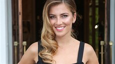 eská Miss 2016 Andrea Bezdková se ukázala po plastice nosu (Karlovy Vary, 7....
