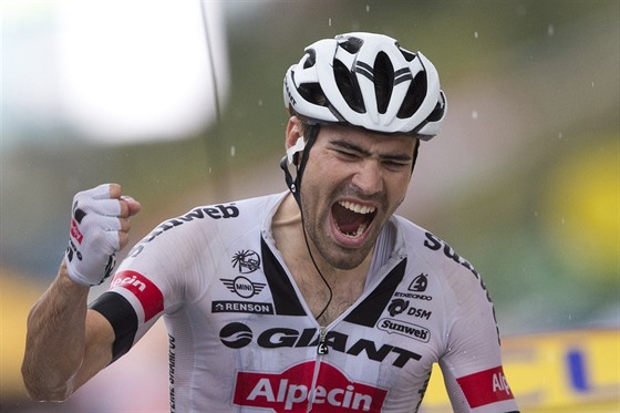 V CÍLI. Vítz královské pyrenejské etapy Tour de France Tom Dumoulin z...