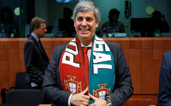Podle portugalského ministra financí Maria Centena jsou na stole rzná eení, vetn zestátnní problémové banky.