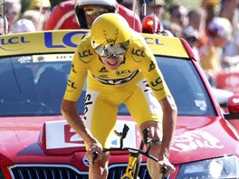 Chris Froome na trati asovky ve tinct etap Tour de France.