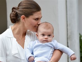 vdsk korunn princezna Victoria a jej syn princ Oscar (Borgholm, 14....