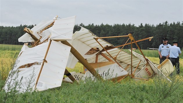 Na letiti v Plasch na severnm Plzesku havaroval 17. ervence pilot repliky historickho vtron devn konstrukce. Pravdpodobn nezvldl pistv ...