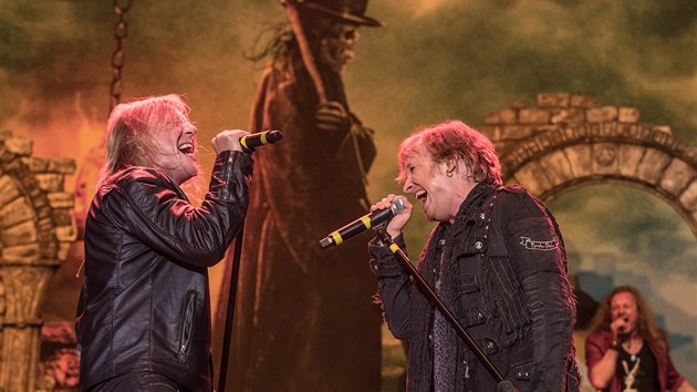 Metalov projekt Avantasia na festivalu Masters of Rock ve Vizovicch v roce 2016.