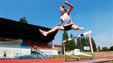 Atletický stadion na pardubickém sídlišti Dukla má své nejlepší roky před... Atletický stadion na pardubickém sídlišti Dukla má své nejlepší roky před...
