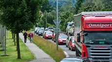 Liberecký kraj připravuje opravy frekventované ulice České mládeže, která je... Liberecký kraj připravuje opravy frekventované ulice České mládeže, která je...