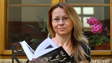 Helena Spurná, autorka knihy Oldřich Stibor - Divadelní režisér a člověk. Od... Helena Spurná, autorka knihy Oldřich Stibor - Divadelní režisér a člověk. Od...