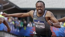 Aries Merritt v cili běhu na 110 metrů překážek v olympijské kvalifikaci v... Aries Merritt v cili běhu na 110 metrů překážek v olympijské kvalifikaci v...