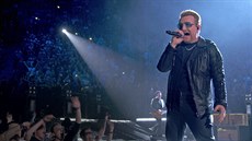 U2 na koncertu v Paíi 7. prosince 2015
