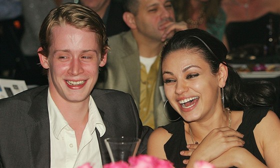 Macaulay Culkin a Mila Kunisová (Las Vegas, 15. íjna 2005)