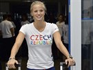 S SMVEM. Plavkyn Simona Baumrtov odletla v prvn sti olympijsk vpravy...