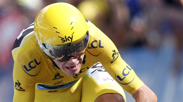 Chris Froome pi vtzn jzd v druh asovce na Tour de France.