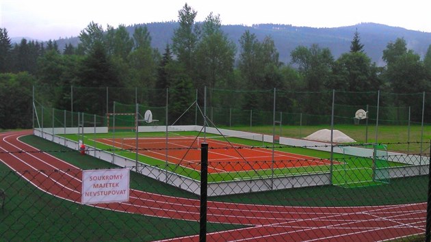 V Prilech v NP umava, na pozemku prvnka a podnikatele Miroslava Zamiky, vzniklo nkolik sportovi.
