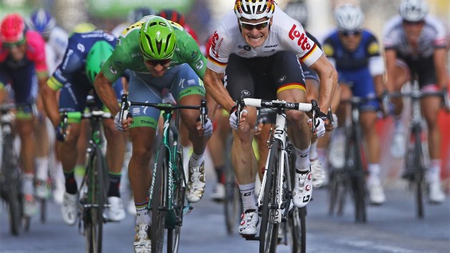 SAGAN TSN DRUH. Tsn za nmeckm vtzem Greipelem projel clem slovensk spurter Peter Sagan.