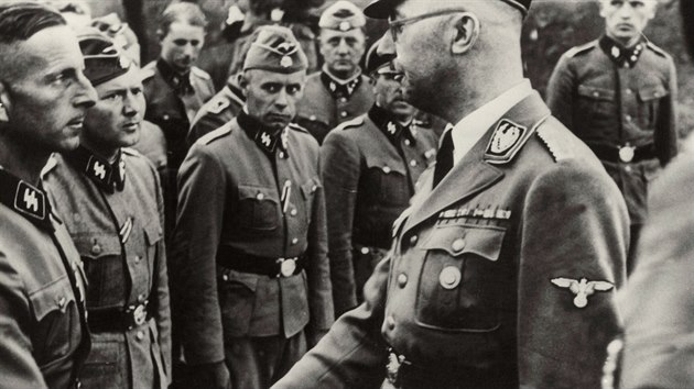 Heinrich Himmler chtl svou vlastní armádu.