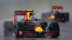 Max Verstappen, jezdec týmu Red Bull, zatáí bhem kvalifikace v Maarsku.