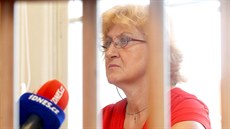 Vra Mareová u praského vrchního soudu (26. ervence 2016)