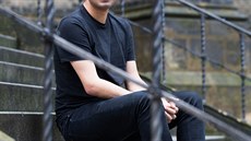 Michal Ďorď bojuje proti systému, který odebírá děti z rodin z důvodů, které se... Michal Ďorď bojuje proti systému, který odebírá děti z rodin z důvodů, které se...
