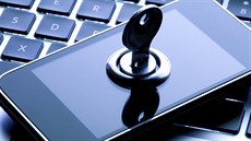 iOS se ocitl v hledáčku hackerů. Nepozorovaně kradli hesla. iOS se ocitl v hledáčku hackerů. Nepozorovaně kradli hesla.