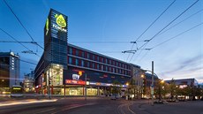 Nákupní centrum, které se nachází v centru Liberce, nabízí 47 tisíc metrů... Nákupní centrum, které se nachází v centru Liberce, nabízí 47 tisíc metrů...