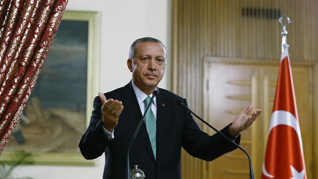 Recep Tayyip Erdogan je nemilosrdný vládce, který už teď změnil Turecko. Recep Tayyip Erdogan je nemilosrdný vládce, který už teď změnil Turecko.