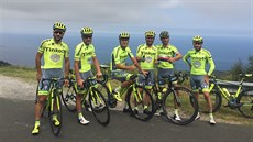 Roman Kreuziger s kolegy z týmu Tinkoff bhem vyjíky ped panlskou klasikou...