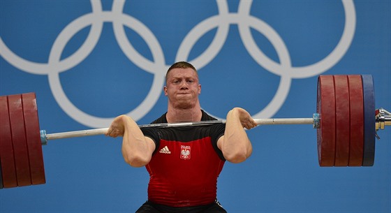 Polský vzpra Tomasz Zieliski na olympijských hrách v Londýn.