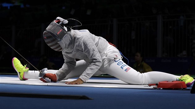Americk muslimka Ibtihaj Muhammadov vypadla ze soute avlistek na olympijskch hrch.