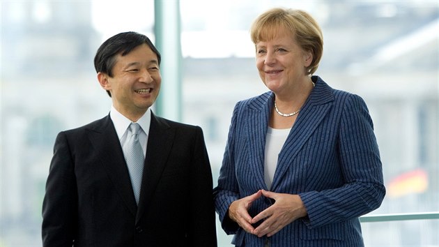 Naruhito a nmeck kanclka Angela Merkelov na tiskov konferenci po spolenm jednn v roce 2011.